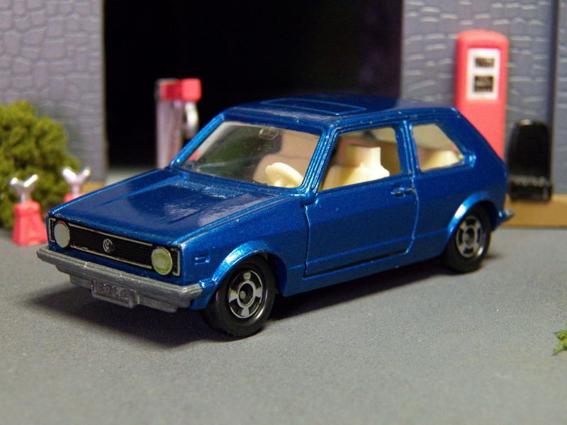 Illustration for article titled Tomica 1:56 VW Golf GLE "Goes Like... Excellent?"